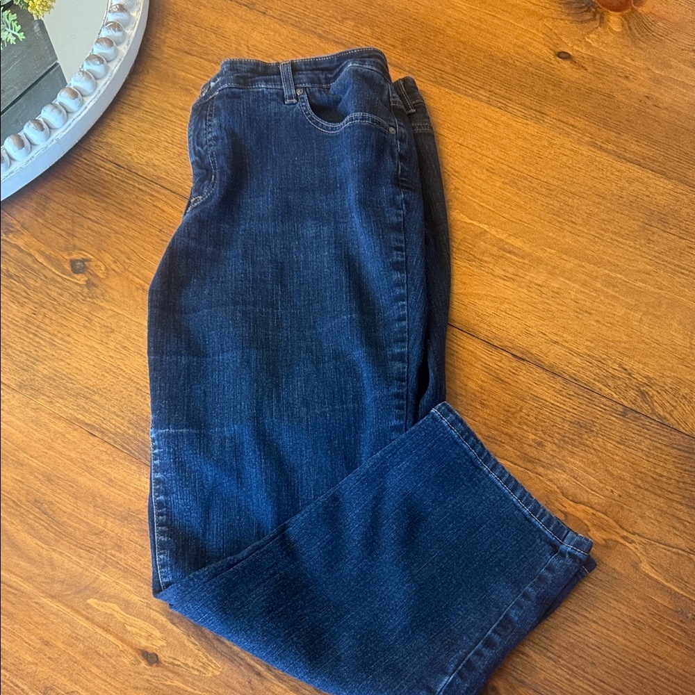 Bandolino Mandie Dark Blue Jeans (short)